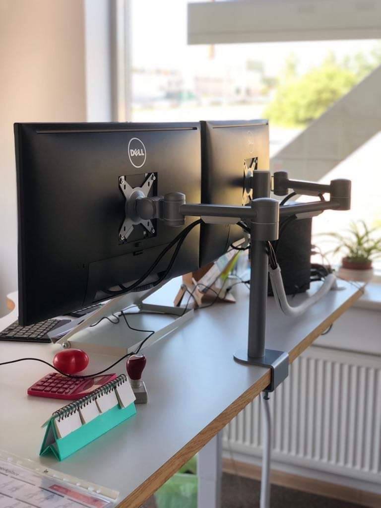 monitorihoidjad ergonoomiline