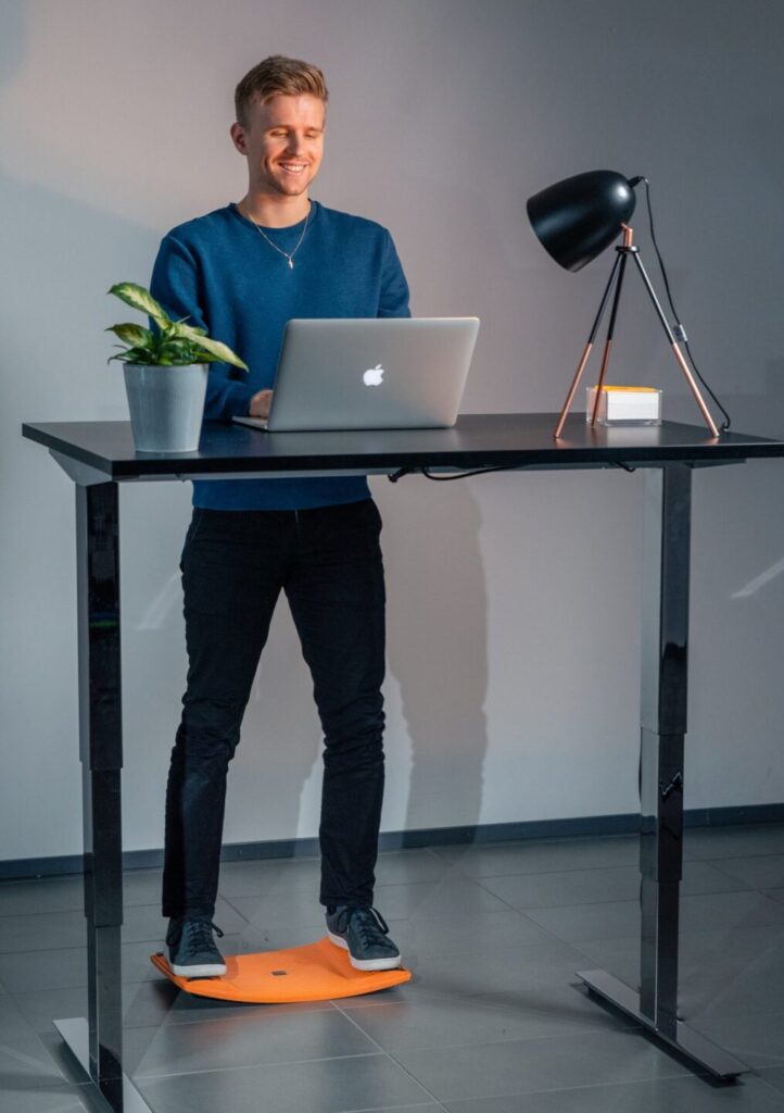 goodposture e1682178687552 1443x2048 2