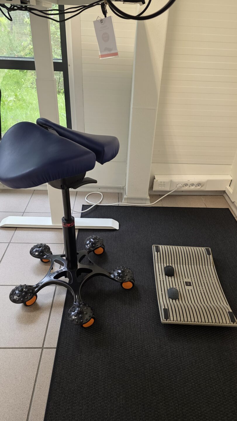 PRO ergonoomiline arvutitöökoht 3 PRO ergonoomiline arvutitöökoht