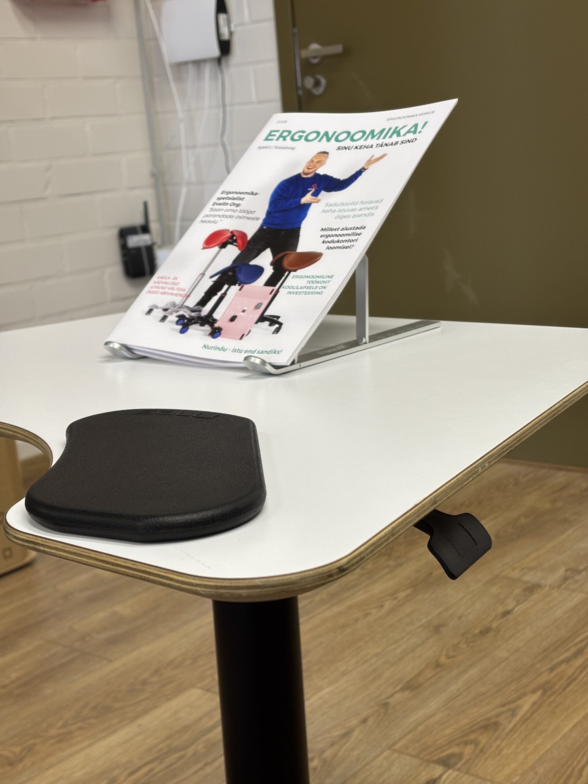 Koolimööbli komplekt algklassilastele 6 Koolimööbli komplekt algklassilastele - Pilt 6